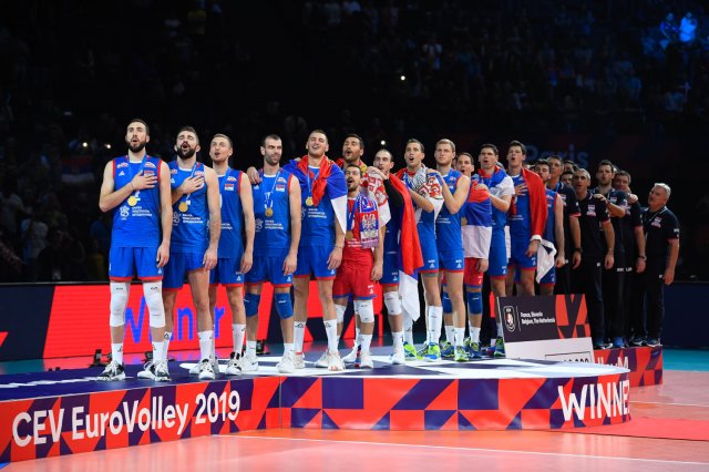 201601_medal_ceremony_013.jpg, 292 KB